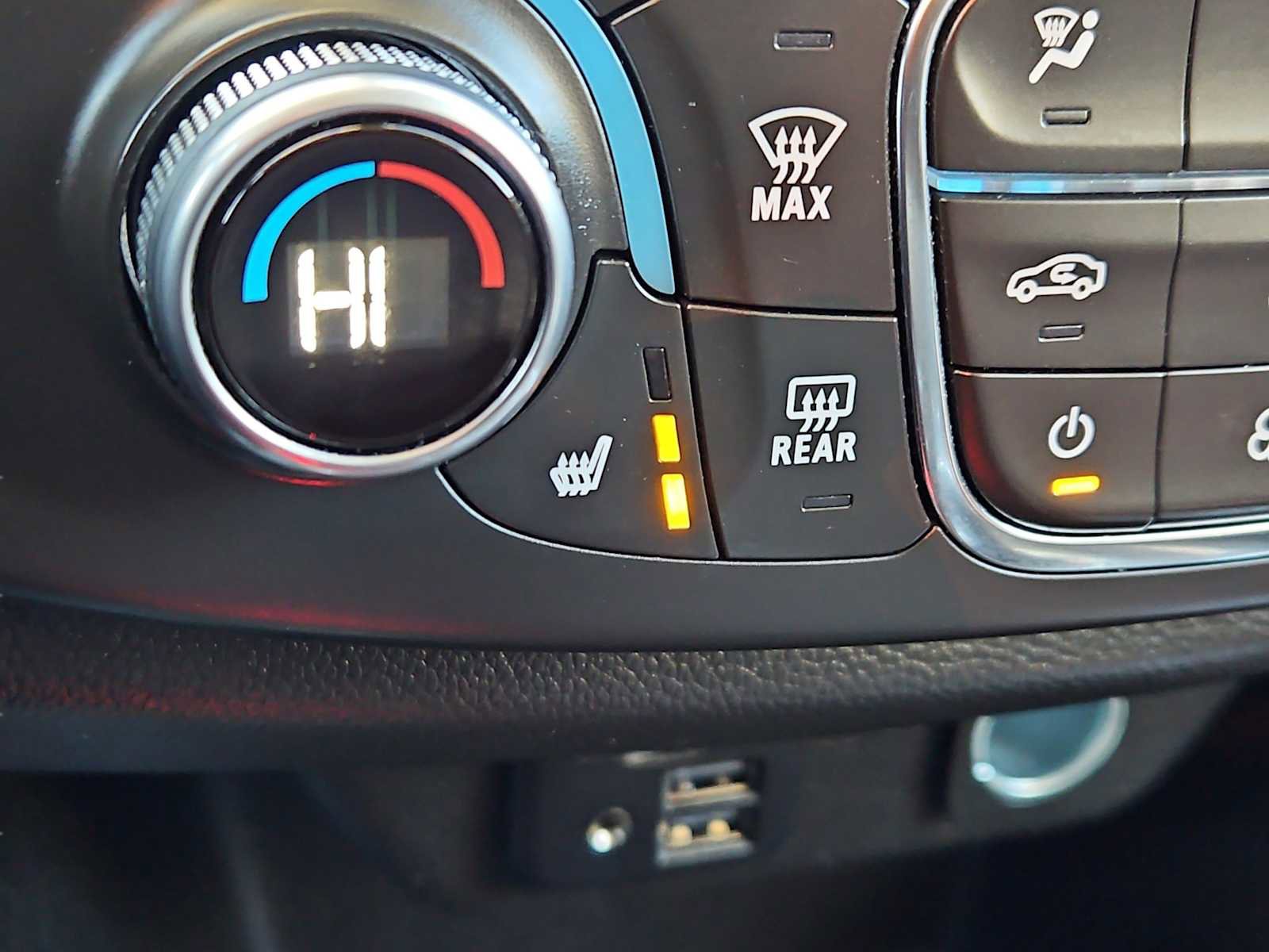 Used 2021 Chevrolet Traverse LT w/ LT Premium Package image 20