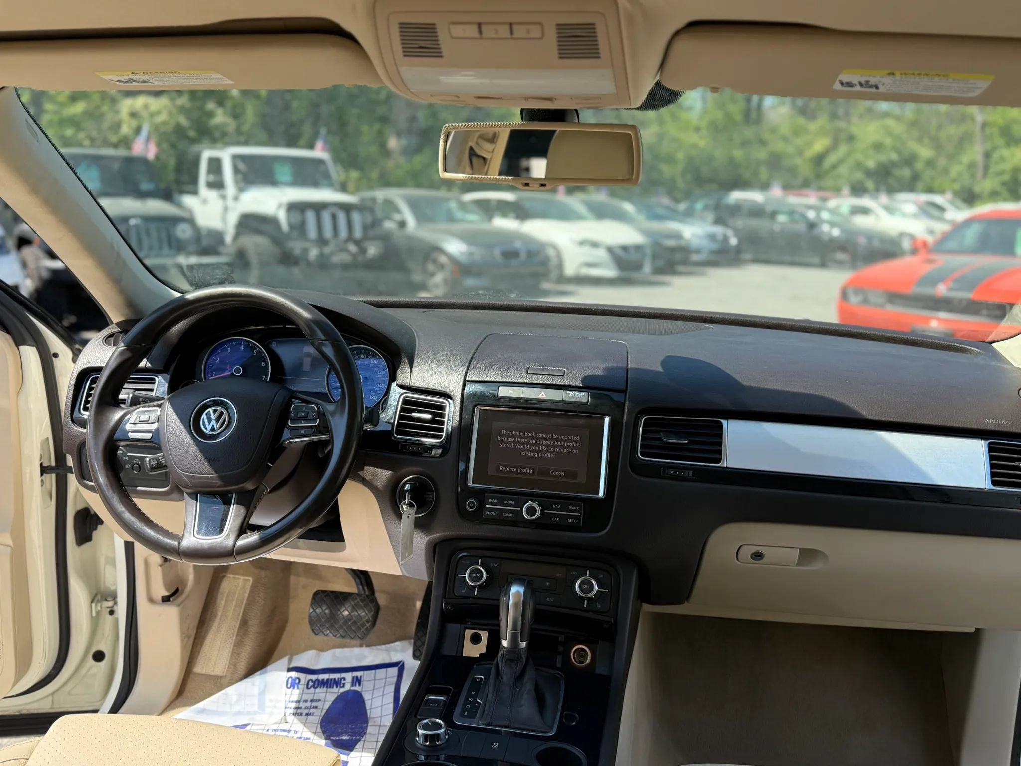 Used 2012 Volkswagen Touareg Sport AWD/4WD image 20
