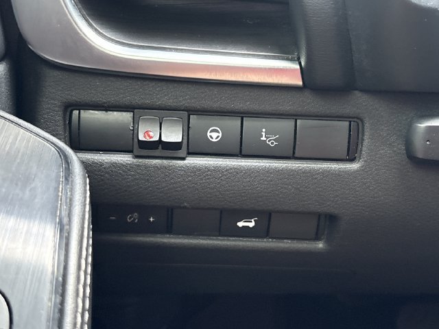 Certified 2021 Nissan Rogue Platinum FWD image 14