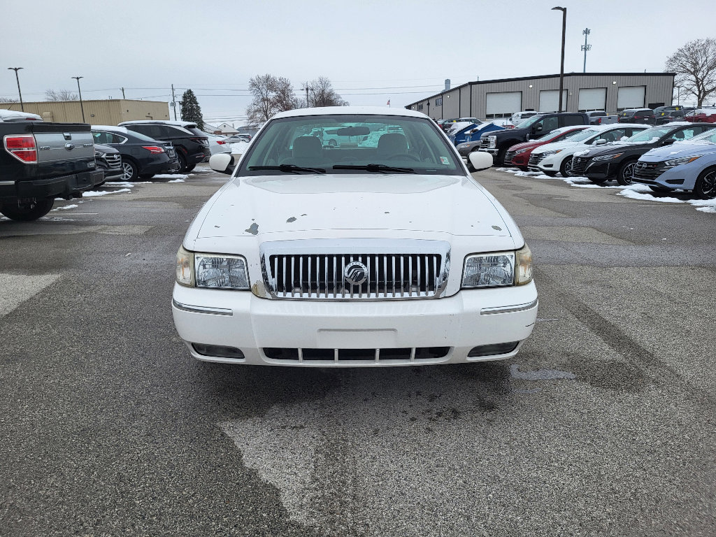 Used 2008 Mercury Grand Marquis GS image 16