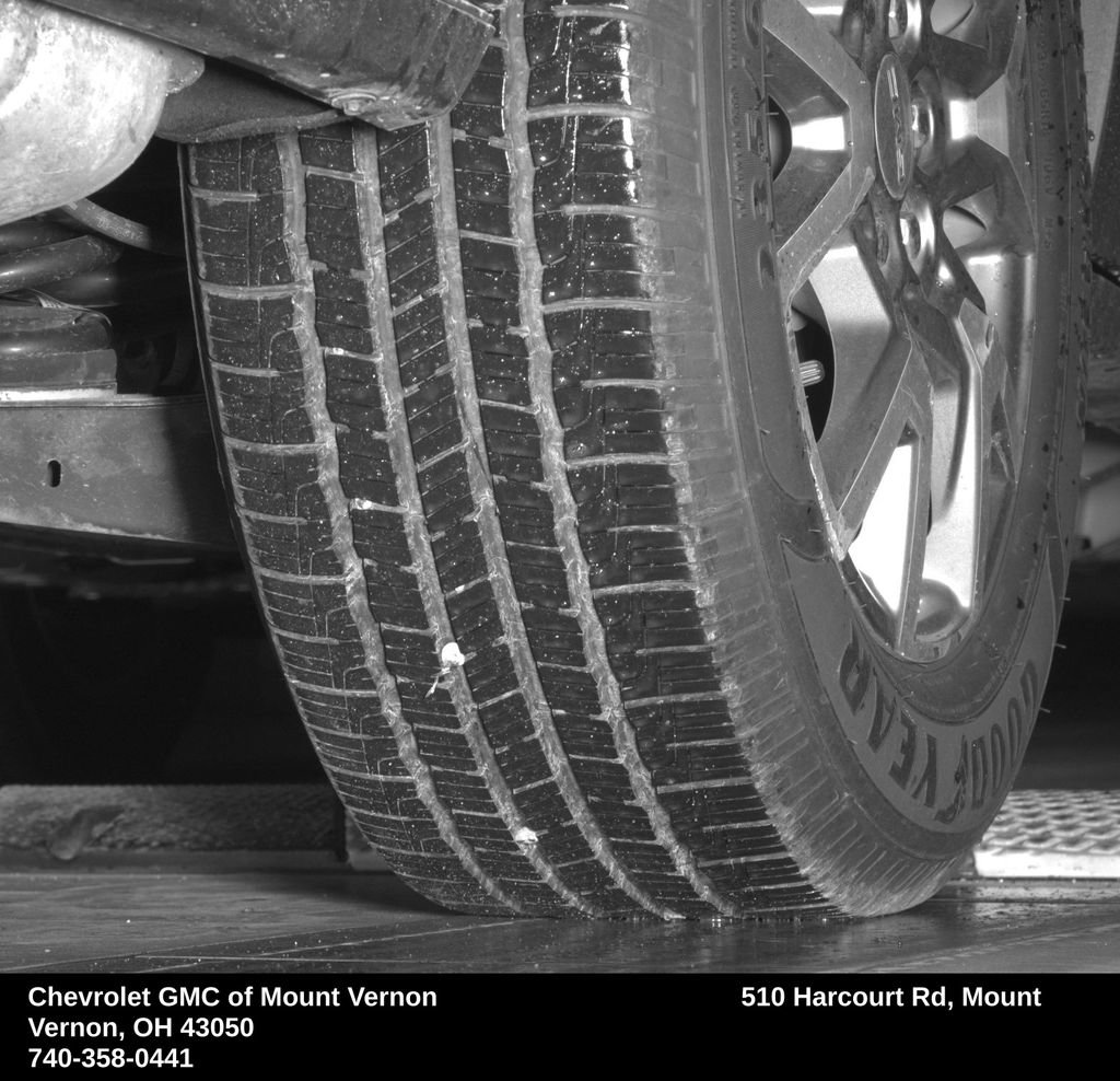 Used 2023 GMC Acadia SLT w/ LPO, Floor Liner Package AWD/4WD image 37