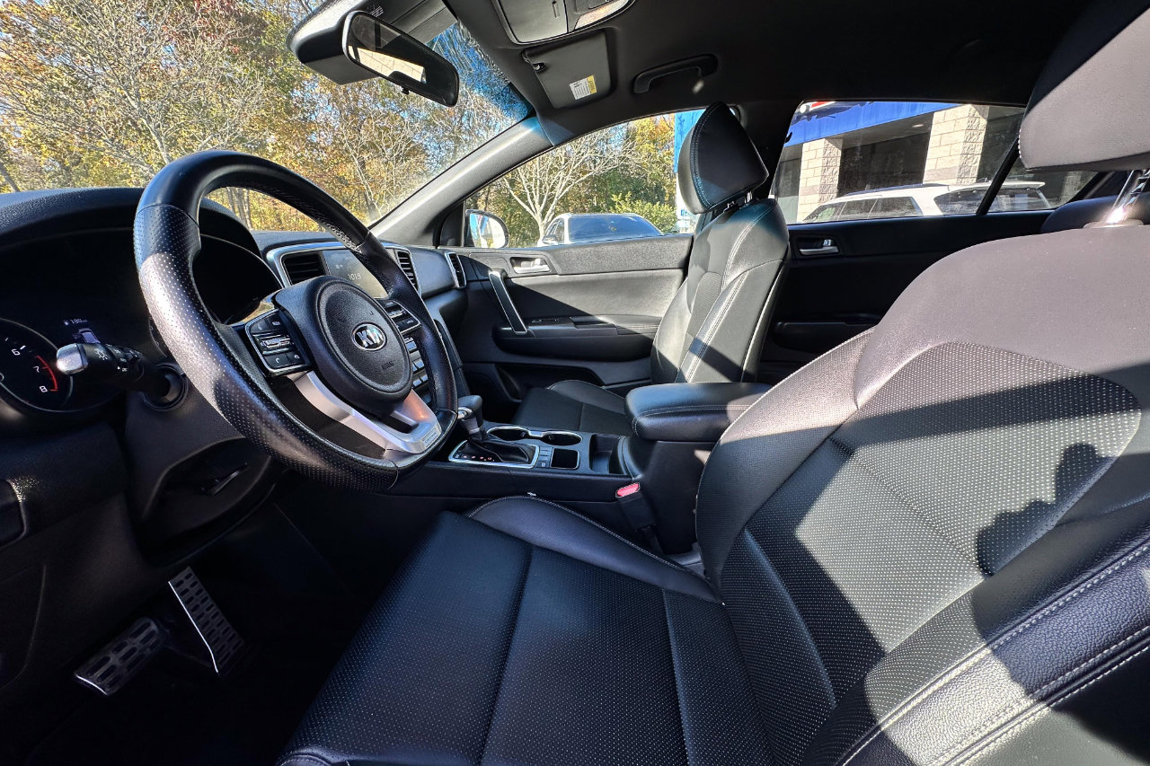 Used 2020 Kia Sportage S image 15