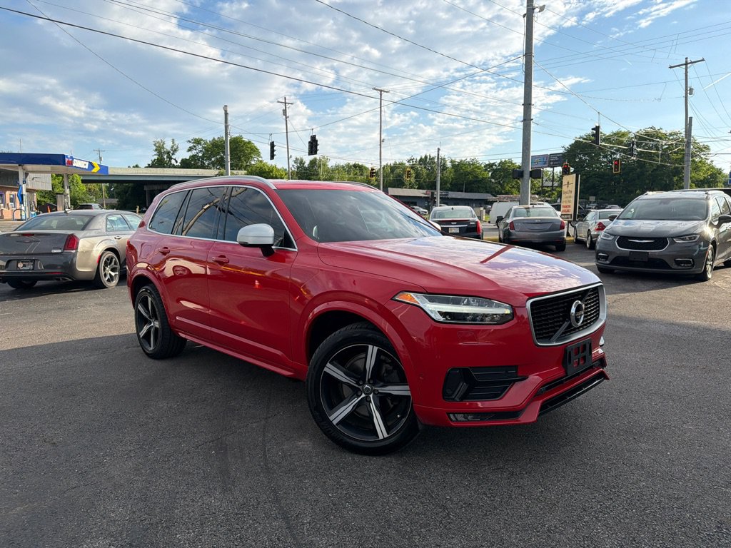 Used 2016 Volvo XC90 T6 R-Design w/ Vision Package AWD/4WD image 2