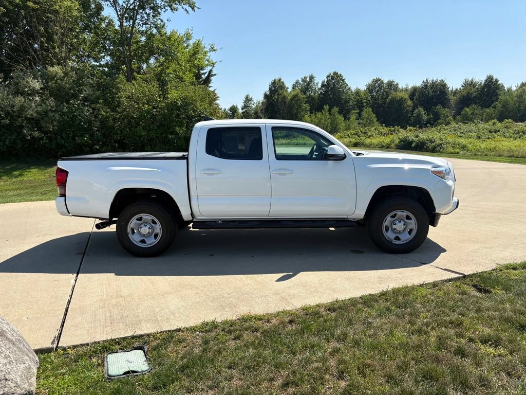 Used 2023 Toyota Tacoma SR AWD/4WD image 10