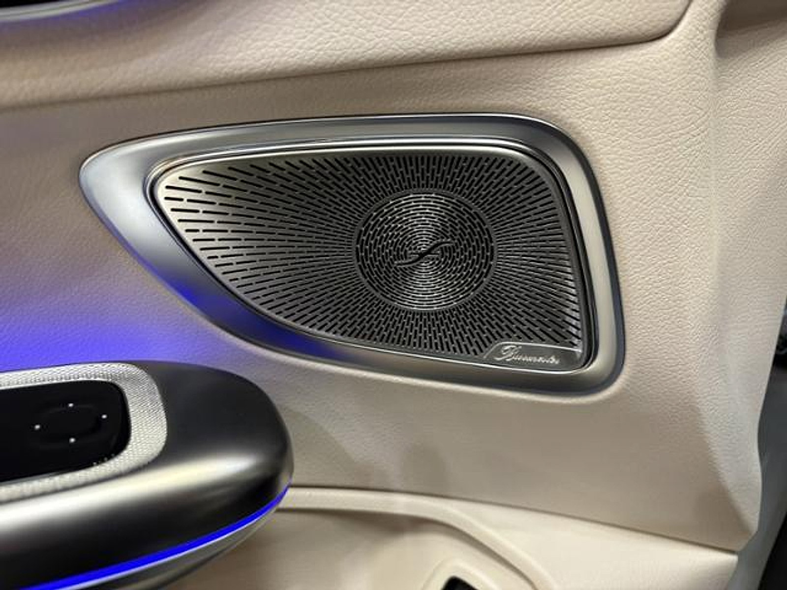 New 2026 Mercedes-Benz CLE 300 4MATIC Coupe image 14