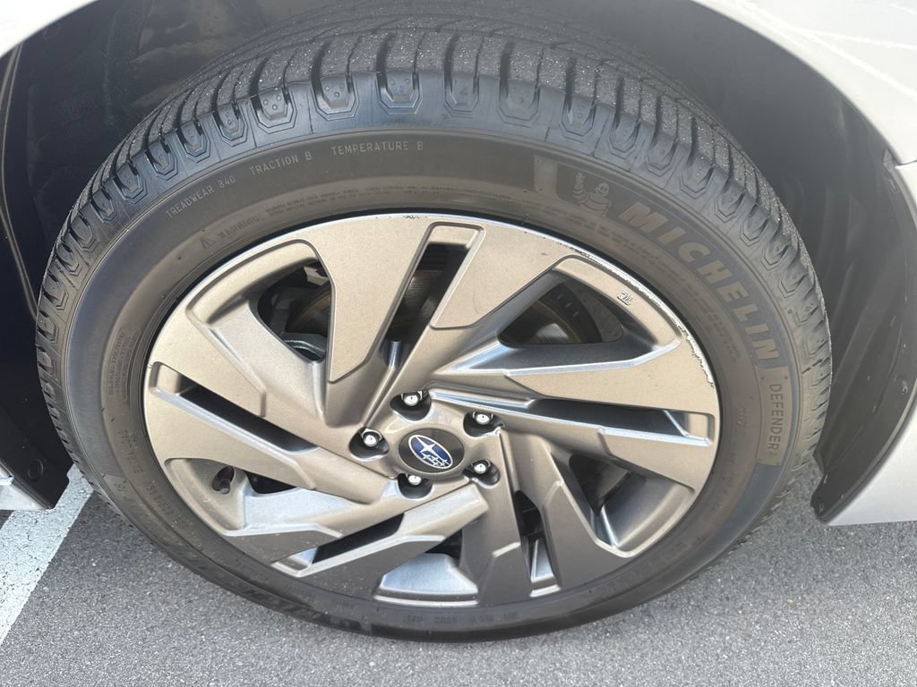 Used 2024 Subaru Legacy Premium AWD/4WD image 31
