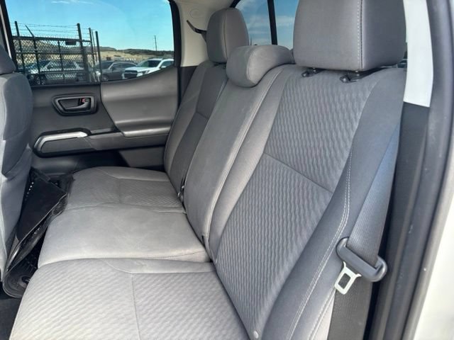 Used 2021 Toyota Tacoma SR5 RWD image 15