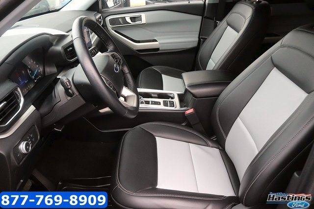 Certified 2022 Ford Explorer XLT w/ Equipment Group 202A image 12