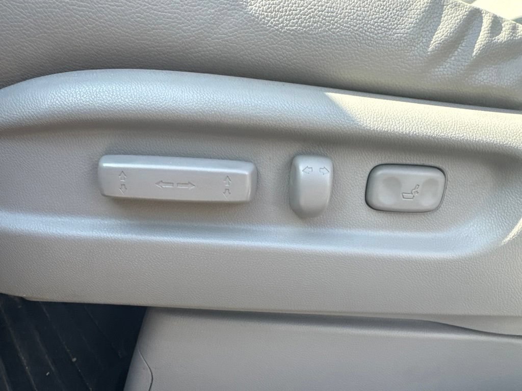 Used 2014 Honda Odyssey EX-L image 10