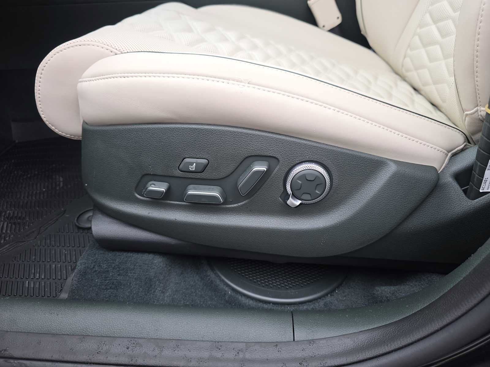 New 2026 Genesis GV80 3.5T e-SC AWD/4WD image 14
