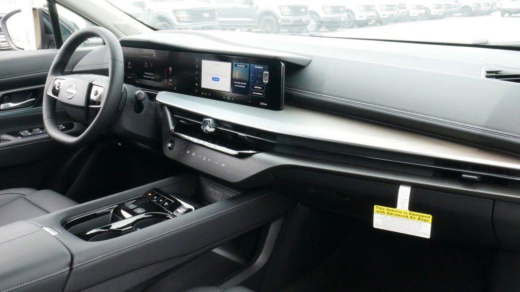 New 2025 Nissan Murano SL image 14