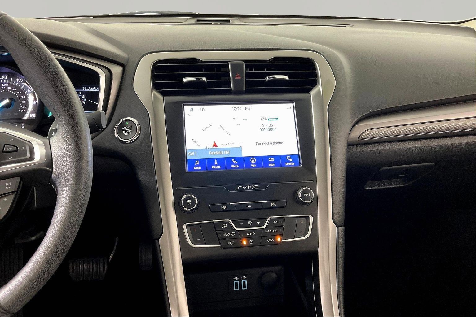 Used 2019 Ford Fusion SE w/ Equipment Group 151A image 9