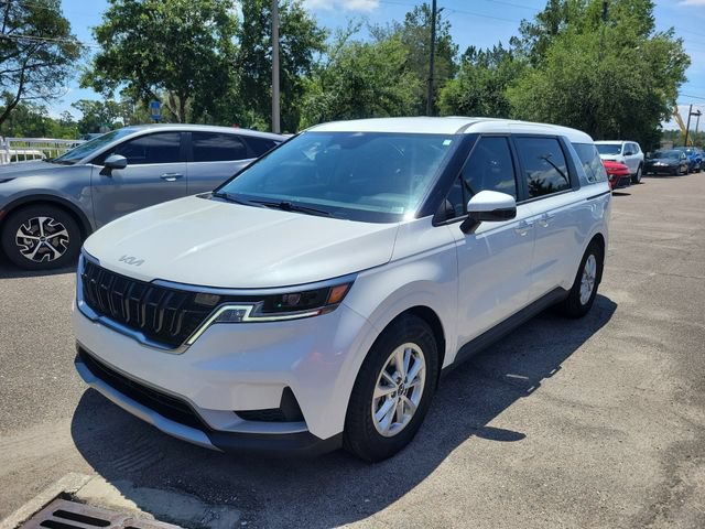 Used 2024 Kia Carnival LX FWD image 4