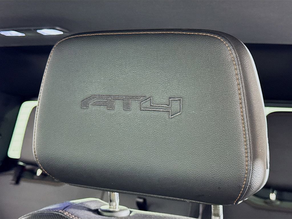 Used 2022 GMC Sierra 1500 AT4 w/ AT4 Preferred Package image 15