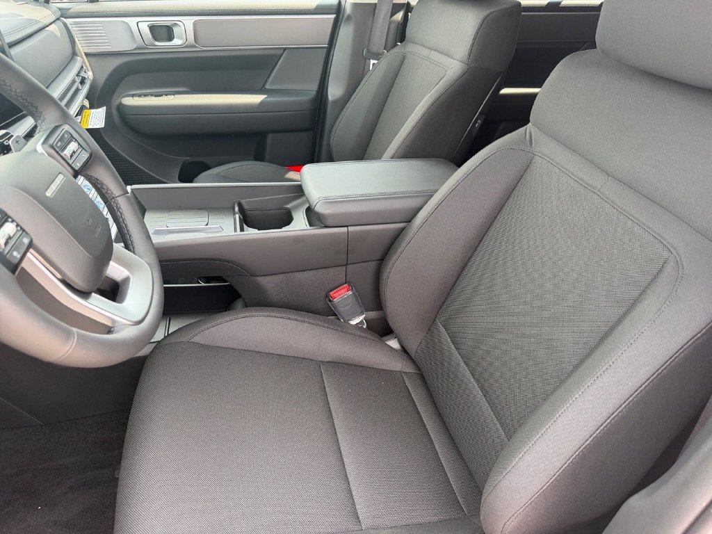 Used 2026 Hyundai Santa Fe SE AWD/4WD image 10
