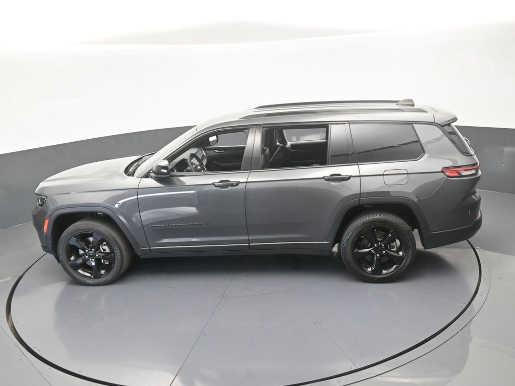 Used 2023 Jeep Grand Cherokee L Laredo AWD/4WD image 47