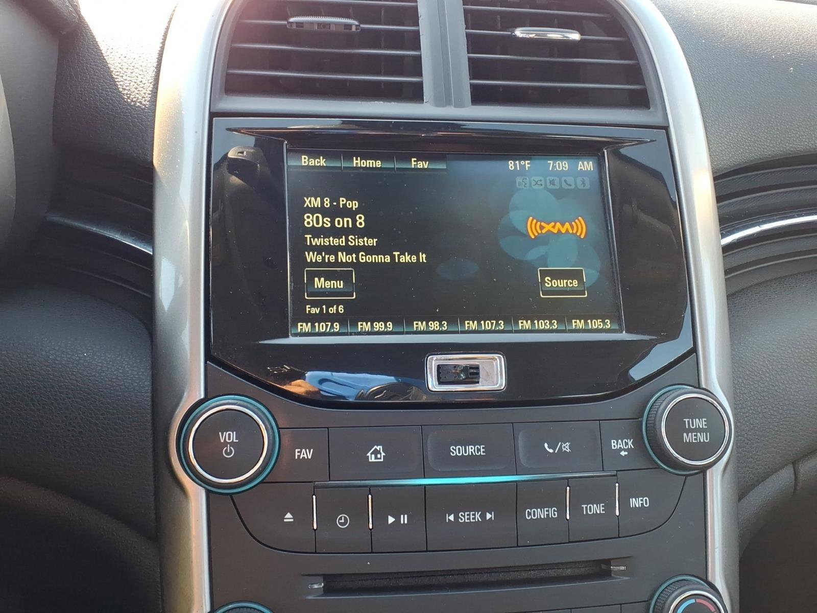 Used 2015 Chevrolet Malibu LTZ FWD image 8