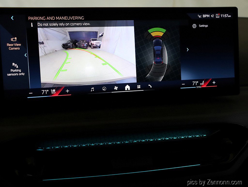 Used 2025 BMW 430i xDrive Coupe w/ M Sport Package image 21