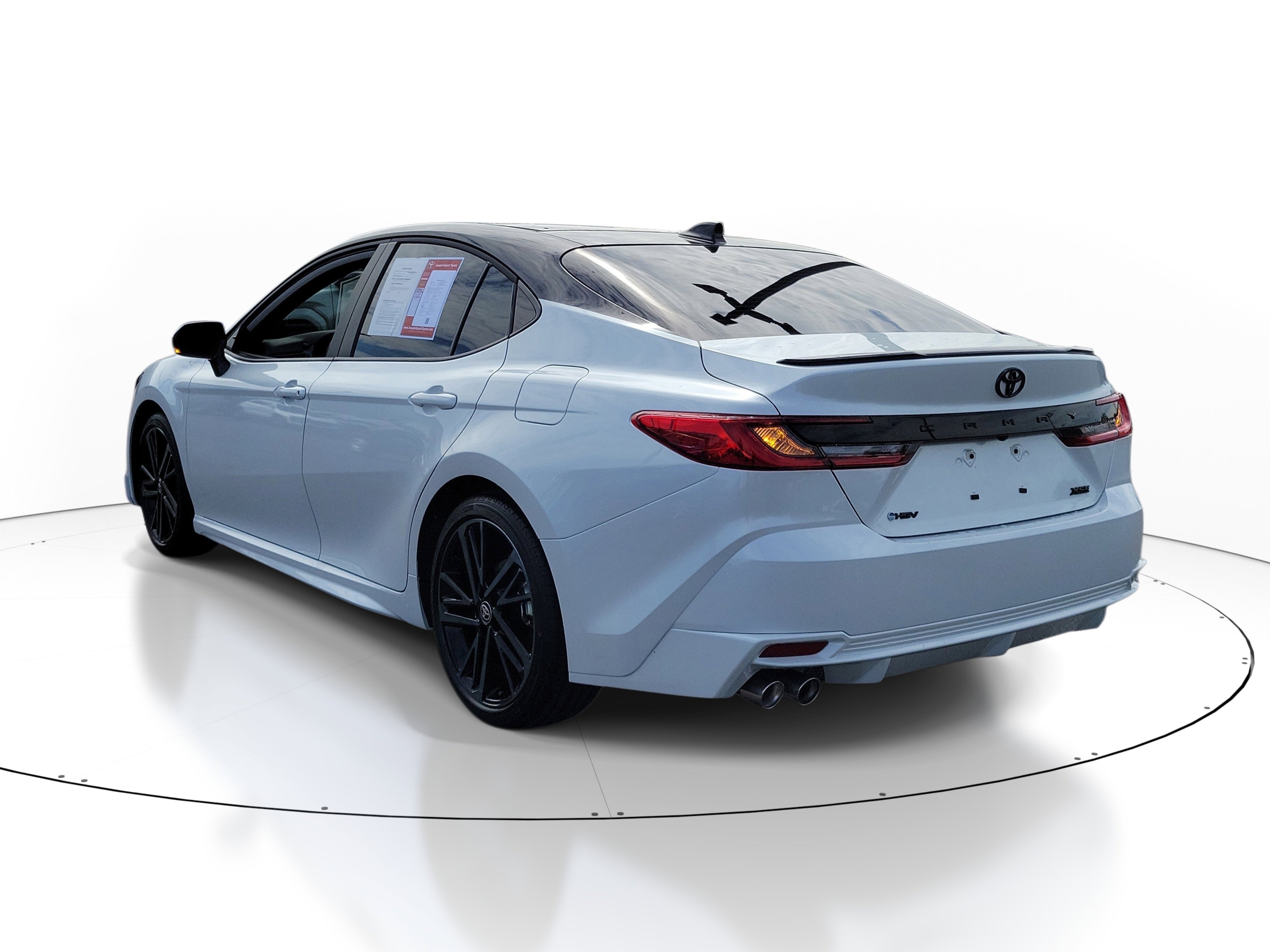 Used 2026 Toyota Camry XSE w/ Premium Package FWD image 3