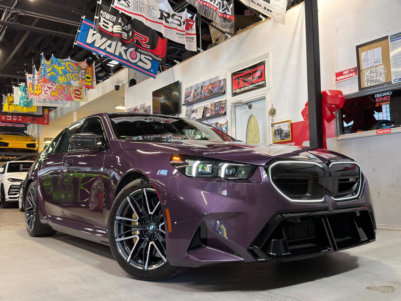 Used 2025 BMW M5 AWD/4WD image 1