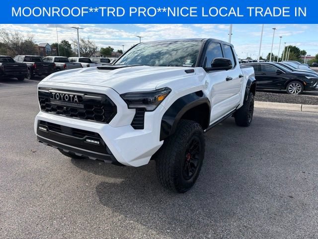 Used 2024 Toyota Tacoma TRD Pro AWD/4WD image 5