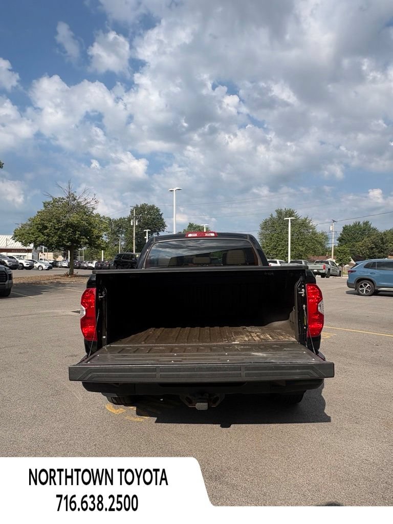 Used 2018 Toyota Tundra Limited w/ Limited Premium Package AWD/4WD image 8