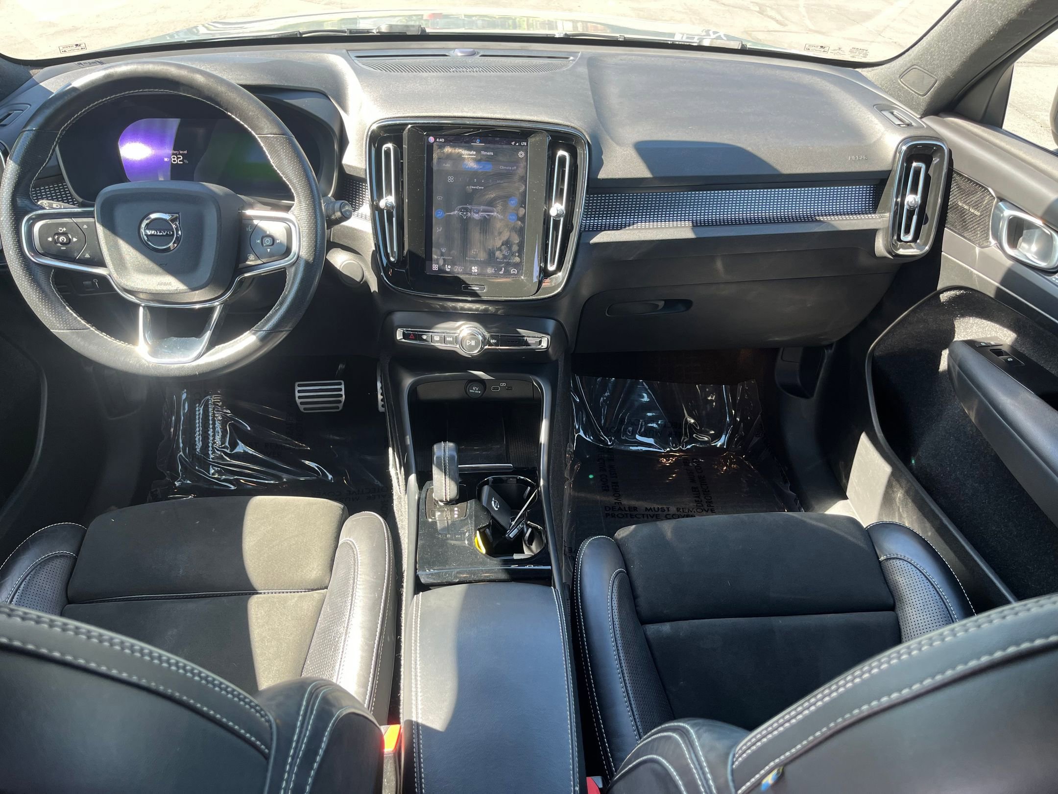 Used 2021 Volvo XC40 P8 Recharge w/ Advanced Package AWD/4WD image 23