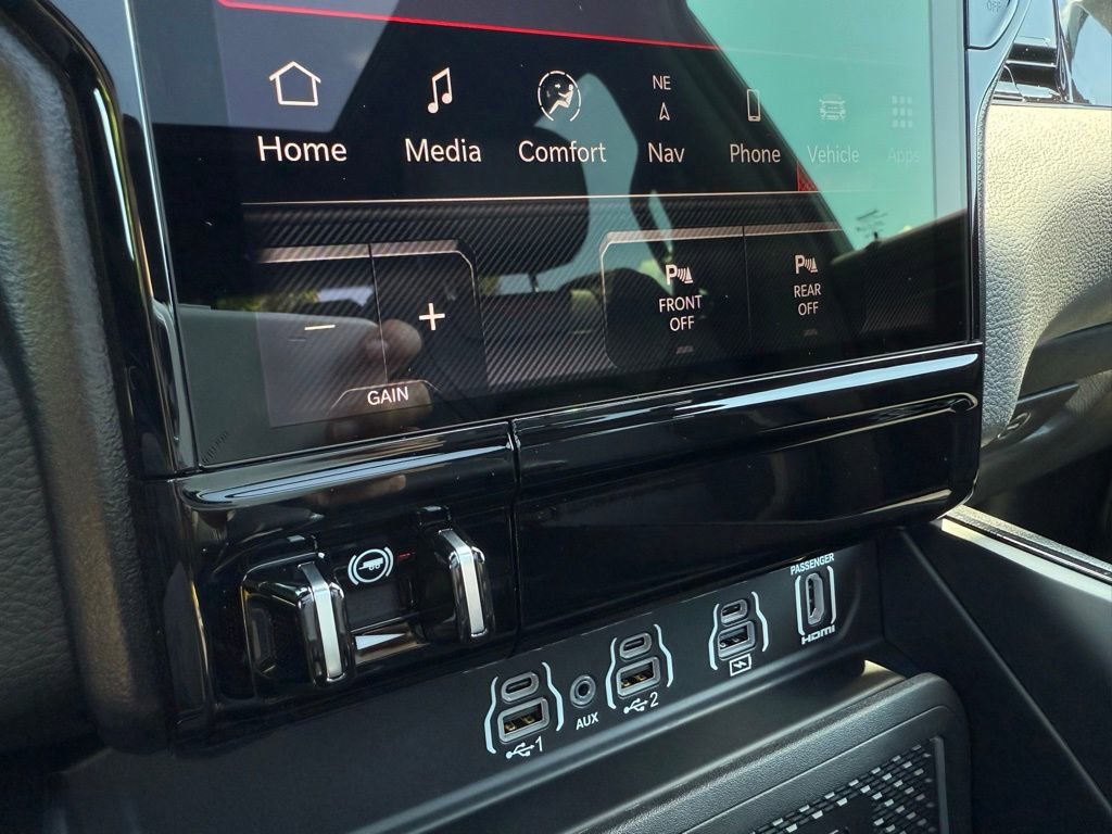 New 2025 RAM 1500 Rebel w/ Rebel Level 2 Equipment Group image 27