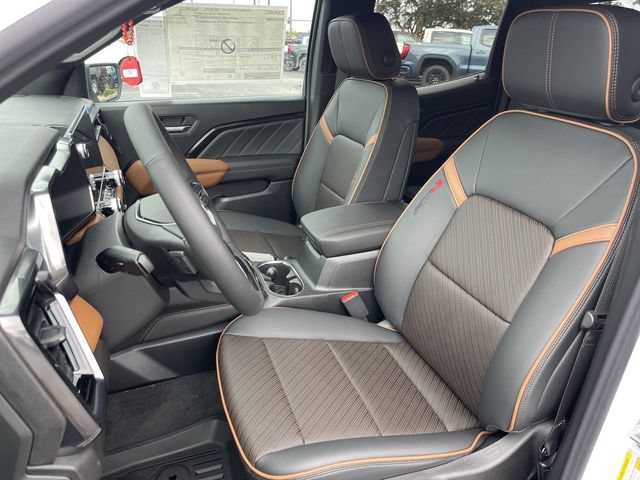 New 2026 GMC Canyon AT4 w/ Technology Plus Package AWD/4WD image 11