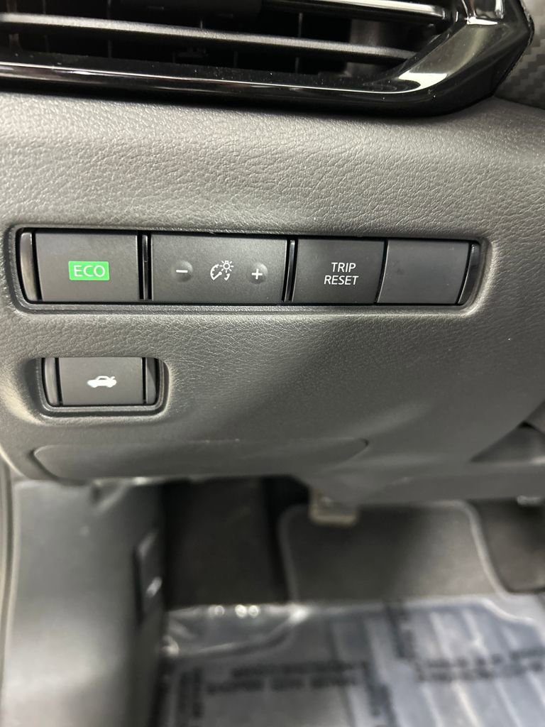 Certified 2024 Nissan Sentra SR w/ SR Premium Package image 22