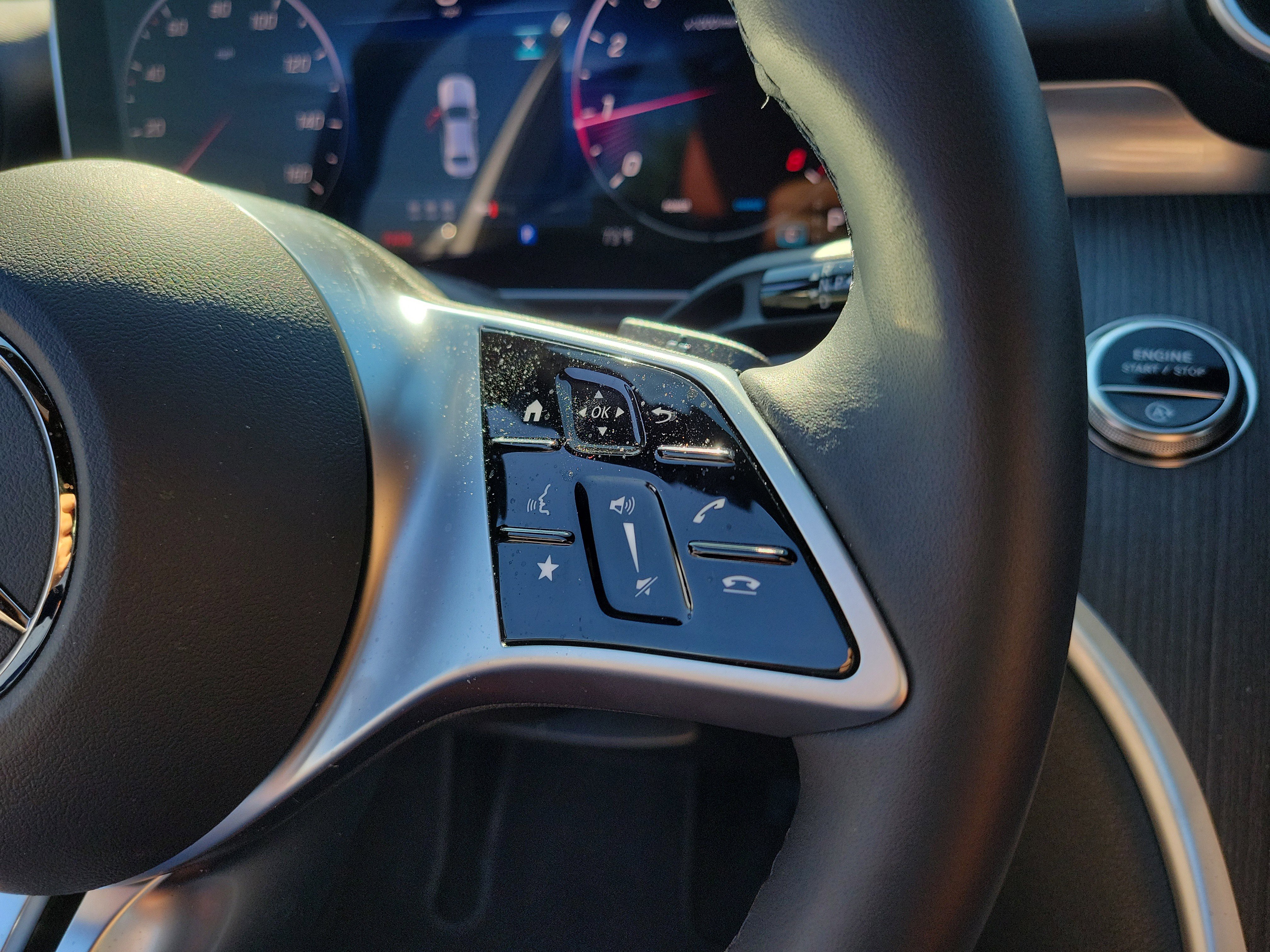 Certified 2025 Mercedes-Benz C 300 Sedan image 28