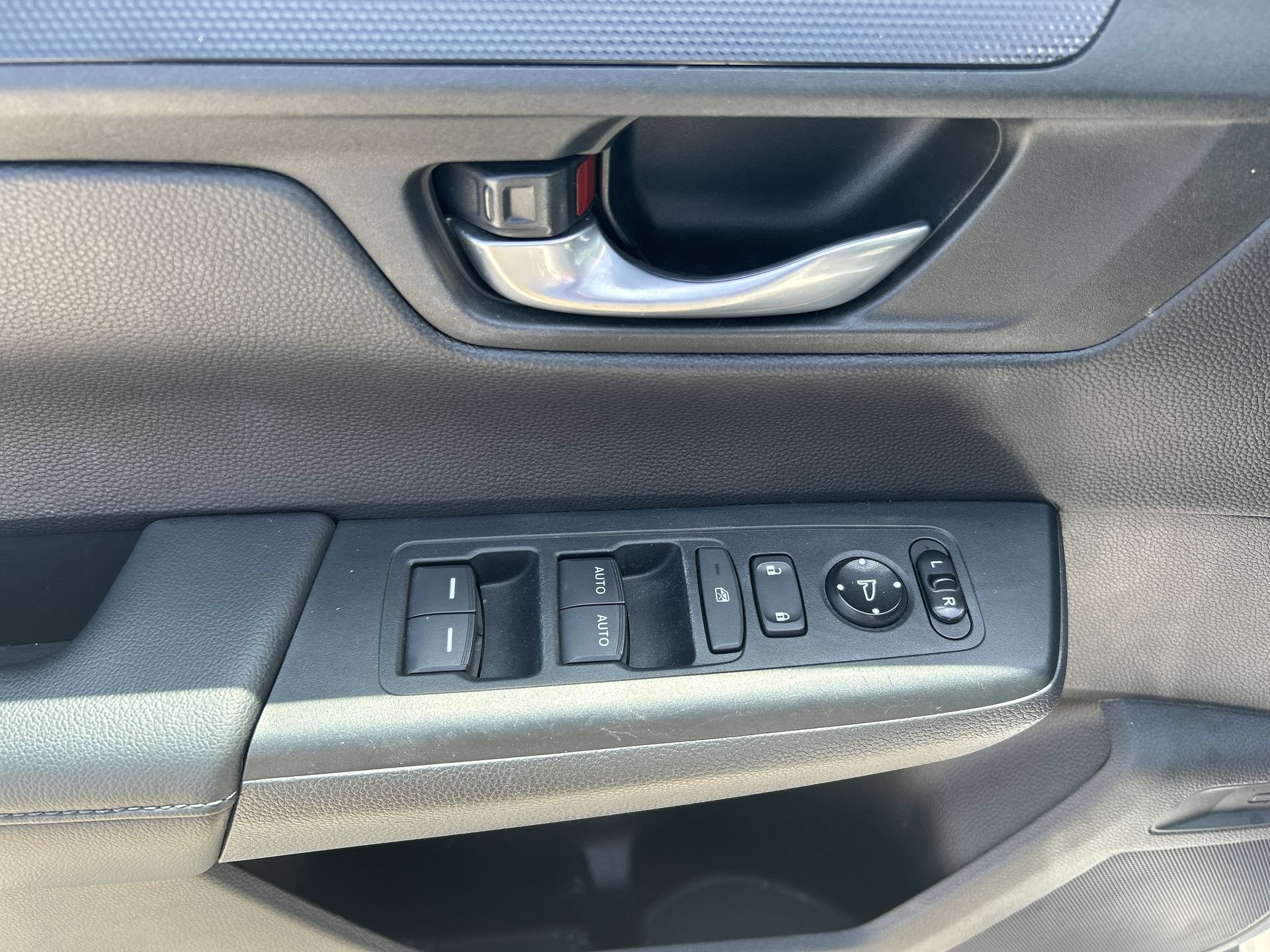 Certified 2023 Honda CR-V EX image 15
