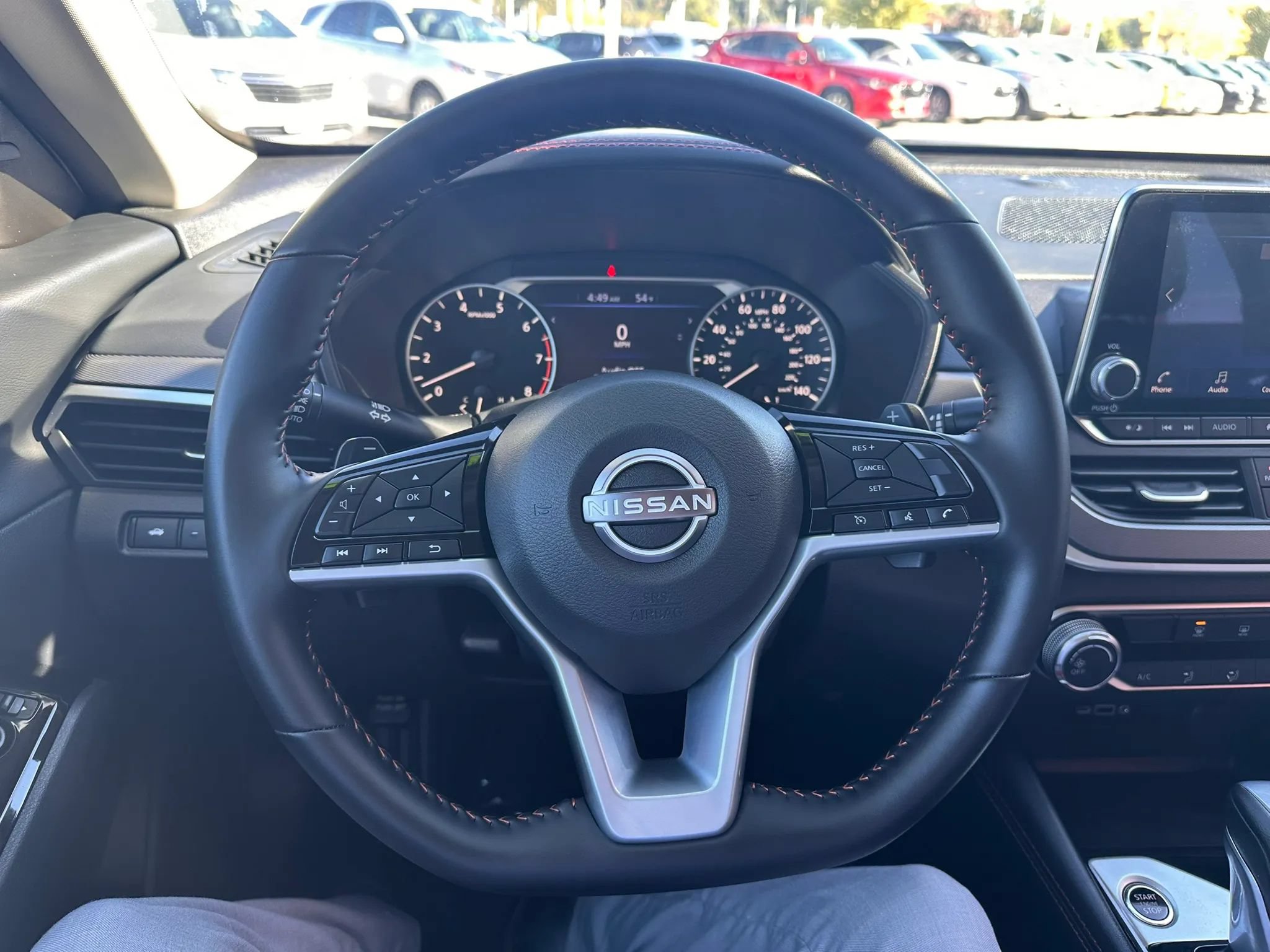 Used 2025 Nissan Altima 2.5 SR FWD image 14