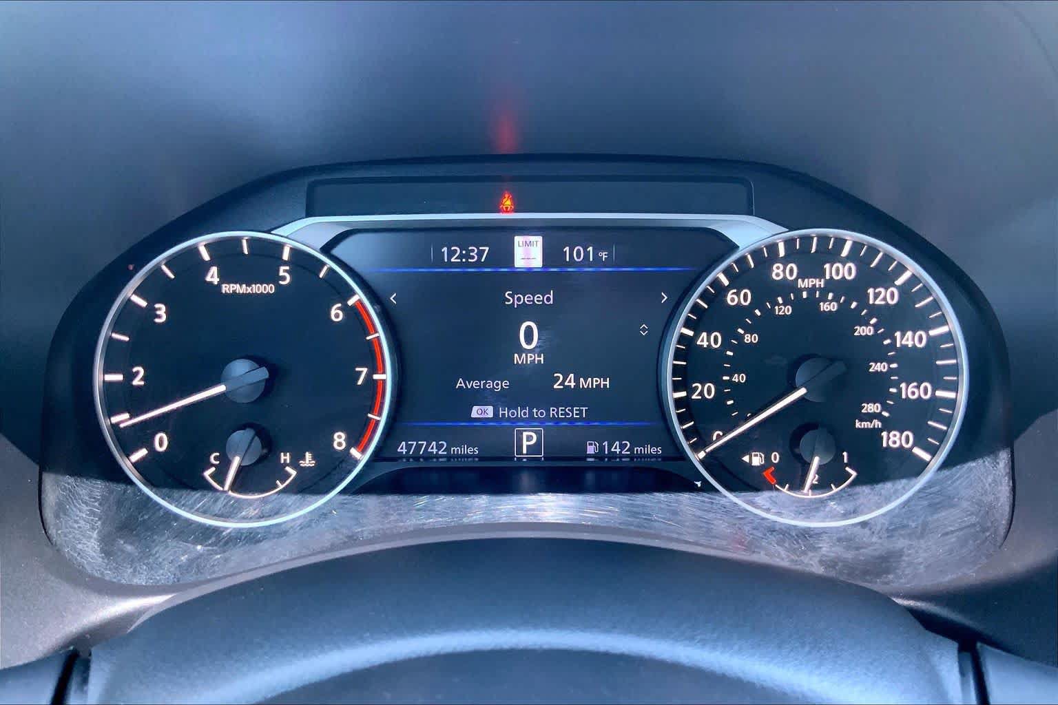 Used 2024 Nissan Altima 2.0 SR FWD image 26