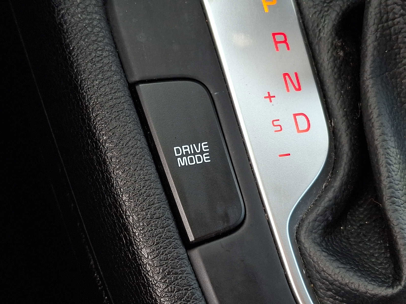 Used 2023 Kia Forte LXS w/ LXS Technology Package image 21