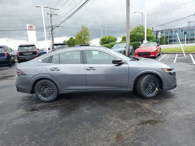 New 2026 Nissan Sentra SV w/ SV Convenience Package FWD image 8