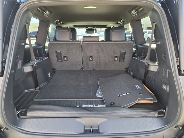 Used 2026 Lexus GX 550 w/ Accessory Package (2T) image 18