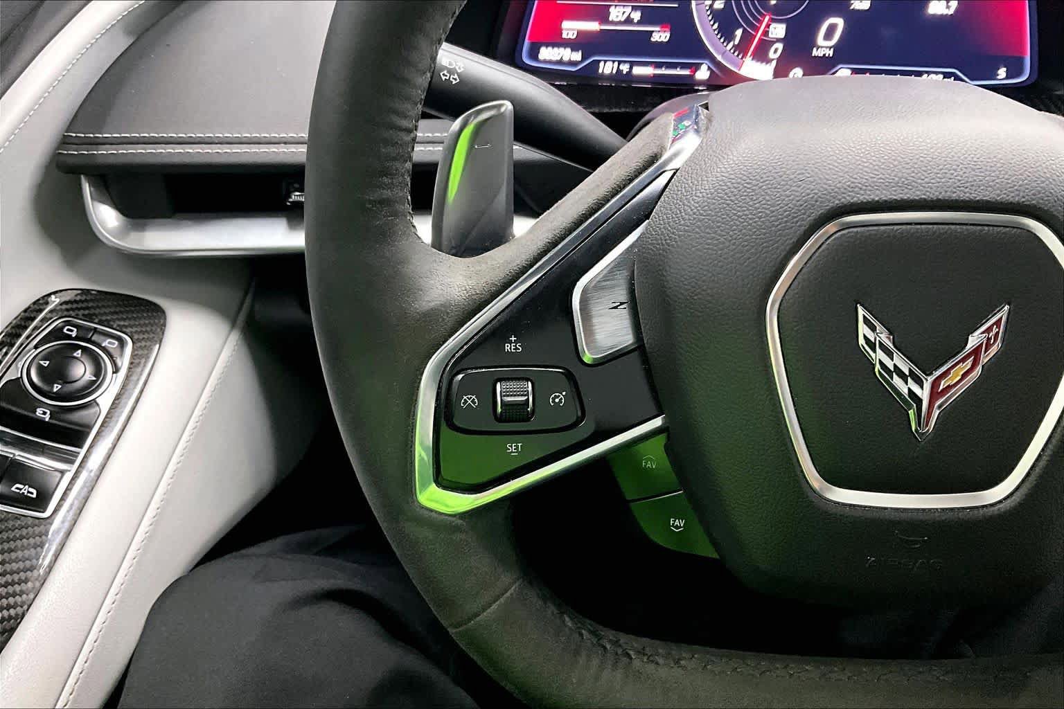 Used 2021 Chevrolet Corvette Stingray Preferred Cpe w/ Z51 Performance Package RWD image 19