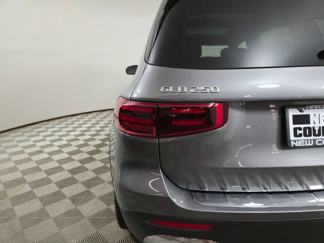 Certified 2026 Mercedes-Benz GLB 250 4MATIC image 11
