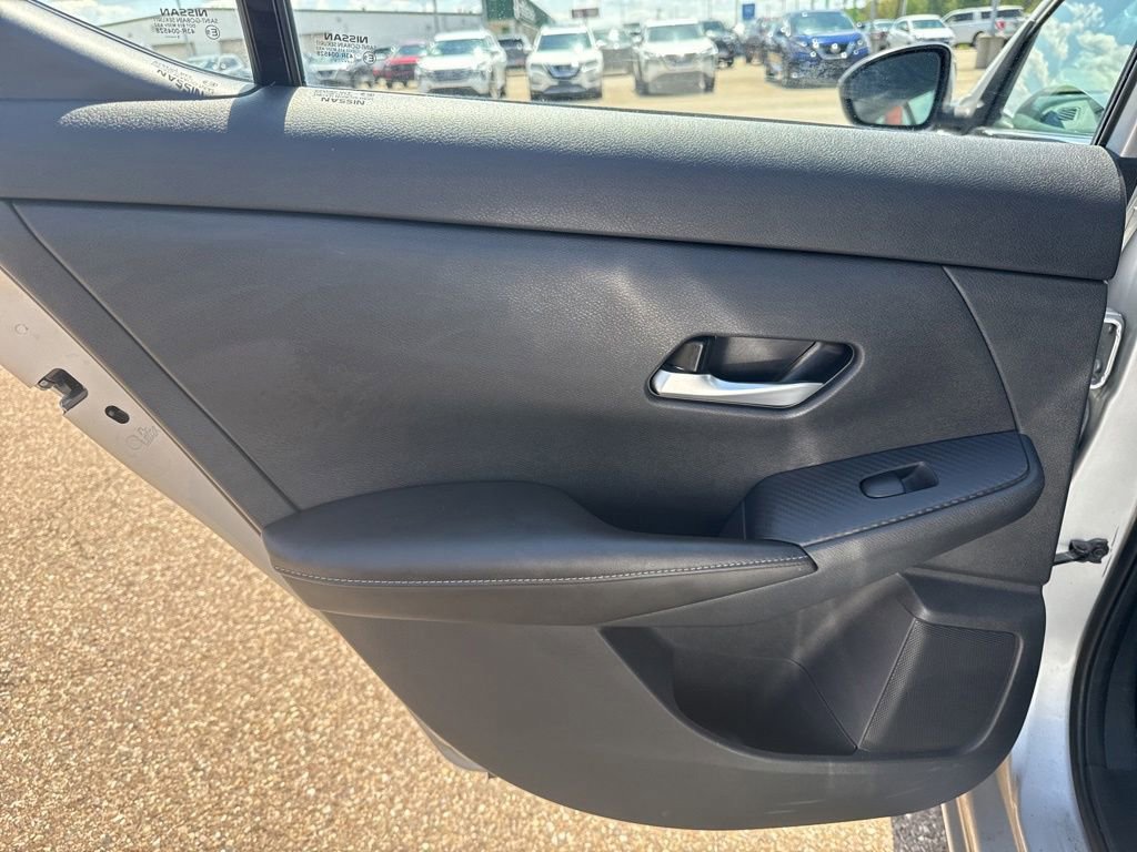 Used 2021 Nissan Sentra SV FWD image 27