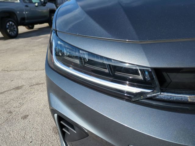 Used 2025 Volkswagen Jetta SE image 9