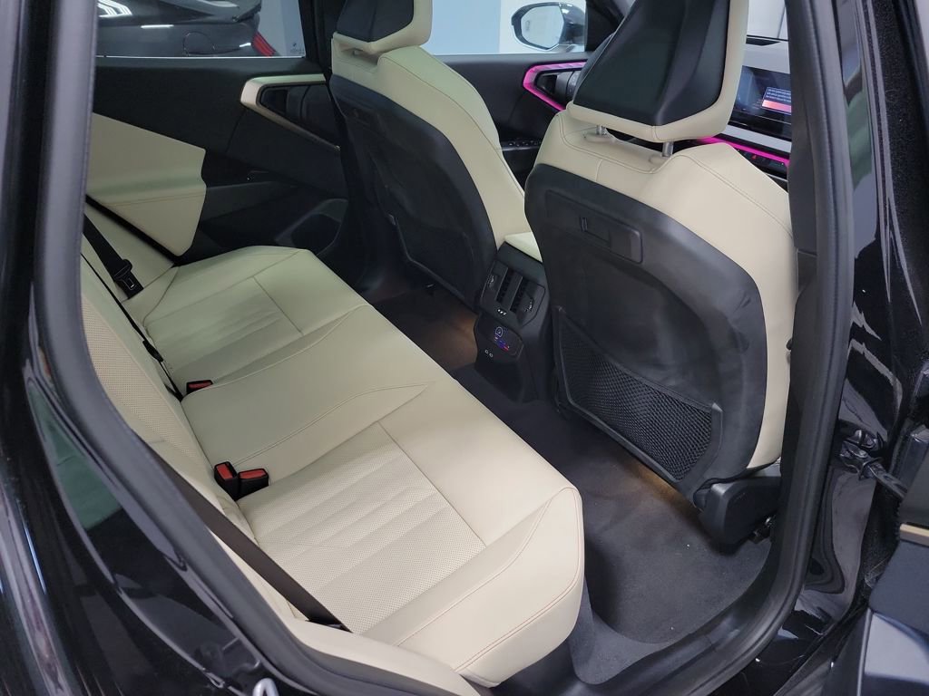 Used 2025 BMW X3 xDrive30i w/ Premium Package image 8