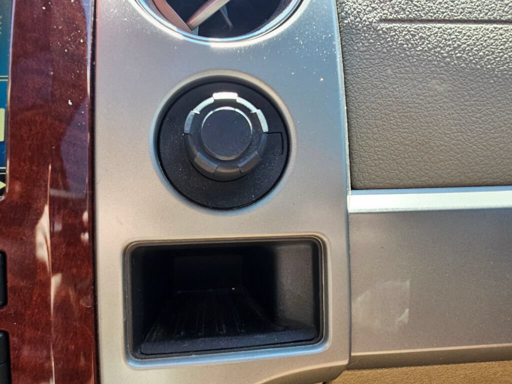 Used 2010 Ford F150 King Ranch AWD/4WD image 34