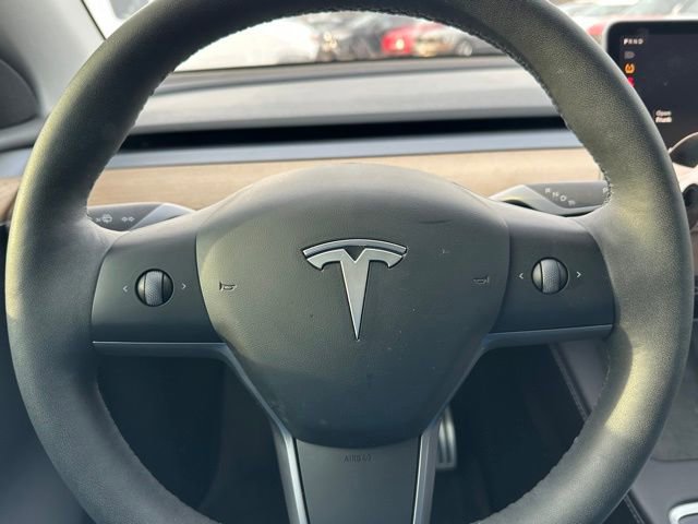 Used 2024 Tesla Model Y Performance image 20
