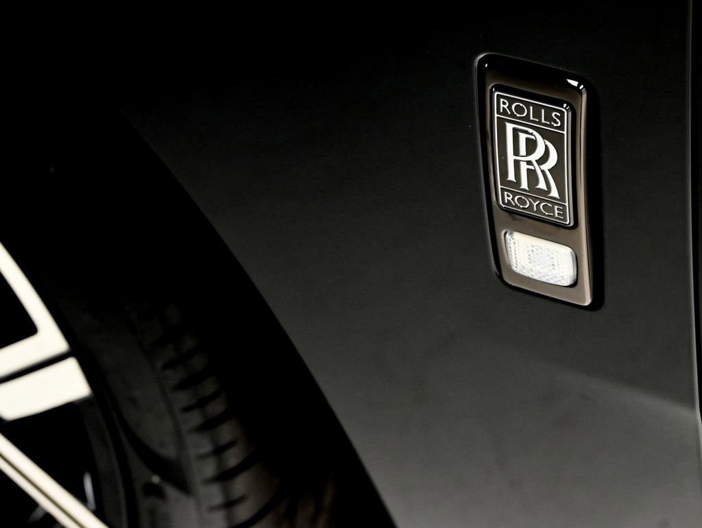 New 2026 Rolls-Royce Cullinan Black Badge AWD/4WD image 29
