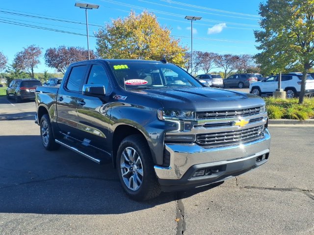 Used 2021 Chevrolet Silverado 1500 LT AWD/4WD image 3