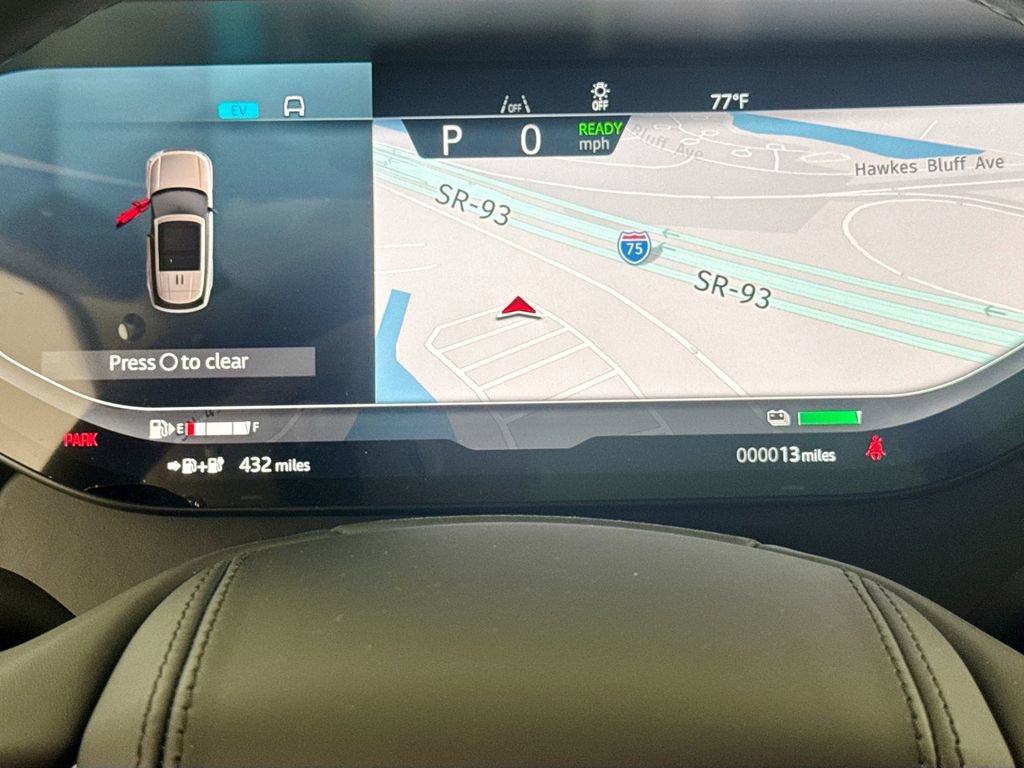 New 2026 Land Rover Range Rover SE image 12