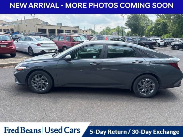 Used 2024 Hyundai Elantra SEL FWD image 6