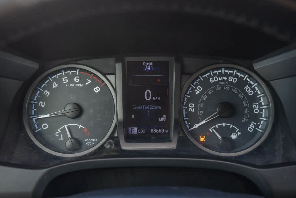 Used 2019 Toyota Tacoma TRD Pro AWD/4WD image 24
