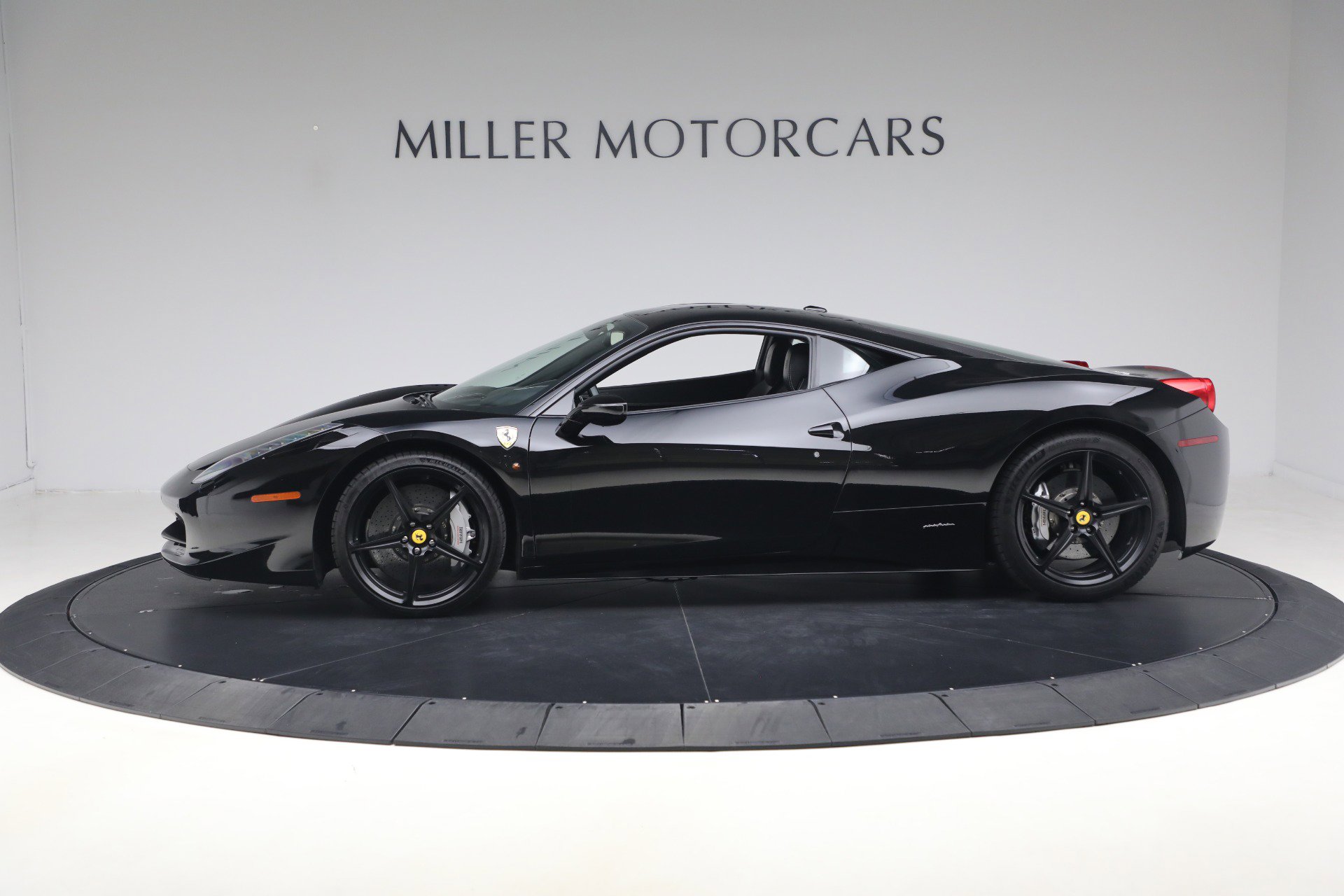 Certified 2013 Ferrari 458 Italia Coupe image 4